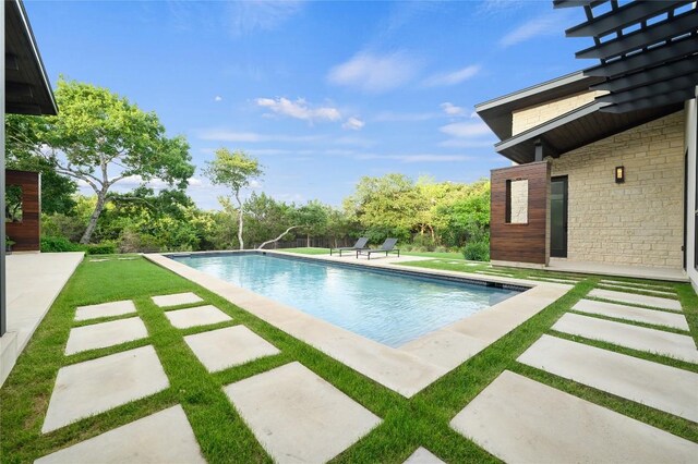 9517 Veletta Pl, Austin, TX 78735 - outdoor pool featuring a yard and a patio area