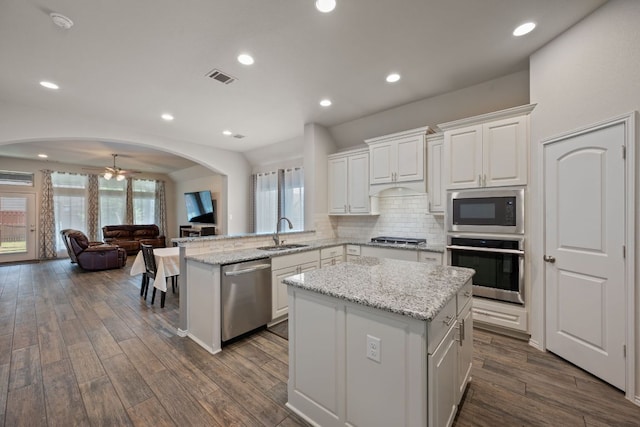 204 Lacey Oak Loop, San Marcos, TX 78666 - photo 3