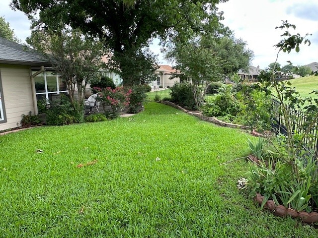 145 Turkey Run, Meadowlakes, TX 78654 - view of yard