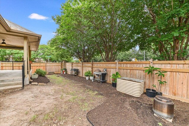 9424 Sawyer Fay Ln, Austin, TX 78748 - view of fenced backyard