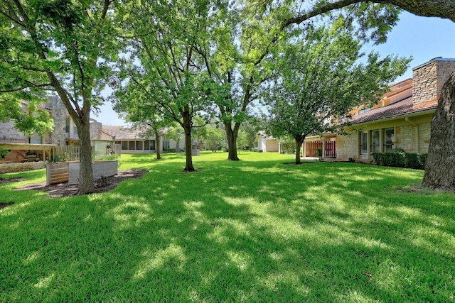 11512 Tin Cup Dr Unit 103, Austin, TX 78750 - view of green lawn