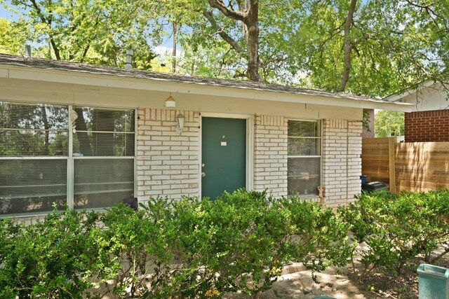 801 Terrell Hill Dr, Austin, TX 78704 - entrance to property featuring brick siding