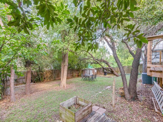1705 Adriane Dr, Austin, TX 78721 - view of yard