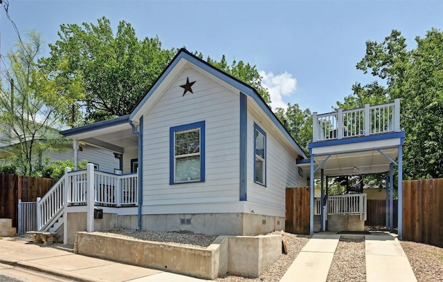 1169 Curve St, Austin, TX 78702 - view of front facade with covered porch and crawl space