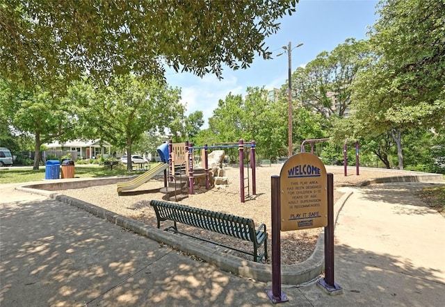 1169 Curve St, Austin, TX 78702 - photo 28