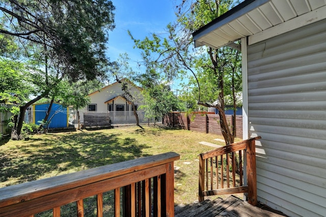 1205 E 12th St, Austin, TX 78702 - view of yard