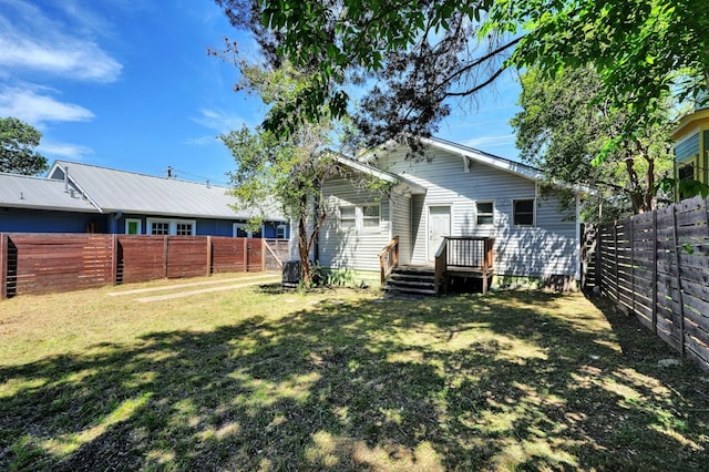 1205 E 12th St, Austin, TX 78702 - back of property with a deck
