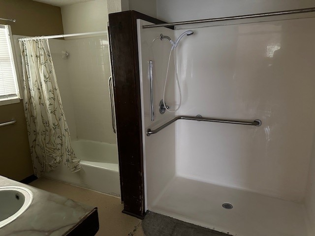 1412 Ocotilla Dr, Marble Falls, TX 78654 - full bath featuring shower / tub combo and vanity