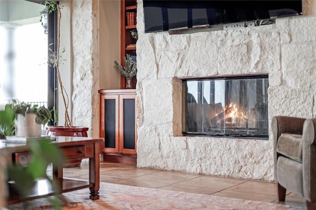 17400 Northlake Hills Dr, Jonestown, TX 78645 - living area featuring a stone fireplace