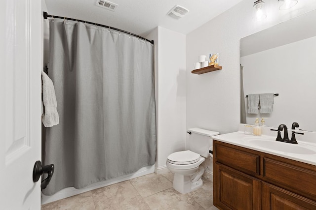 370 Ledge Stone Dr, Austin, TX 78737 - full bathroom featuring vanity, toilet, a shower with shower curtain, and tile patterned flooring