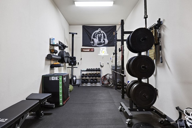 370 Ledge Stone Dr, Austin, TX 78737 - view of workout room