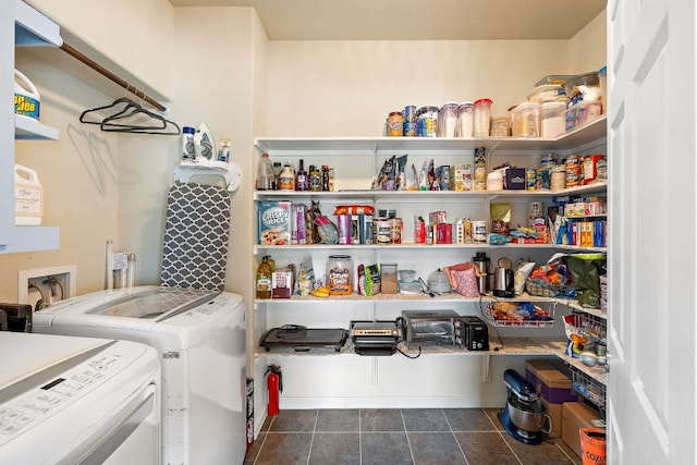 326 Comal Run, Hutto, TX 78634 - pantry with washing machine and dryer