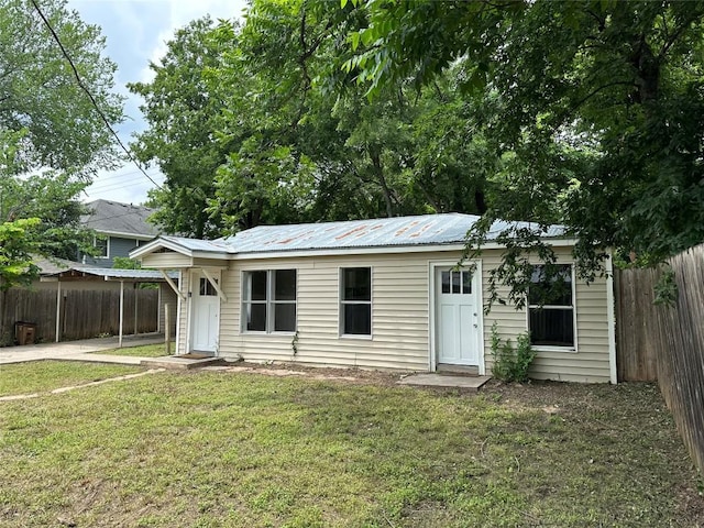 808 E 46th St Unit C, Austin, TX 78751 - view of front of property featuring metal roof