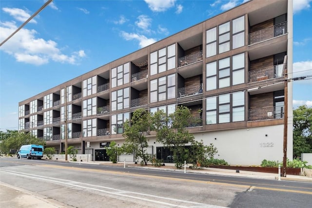1322 E 12th St Unit 306, Austin, TX 78702 - photo 2