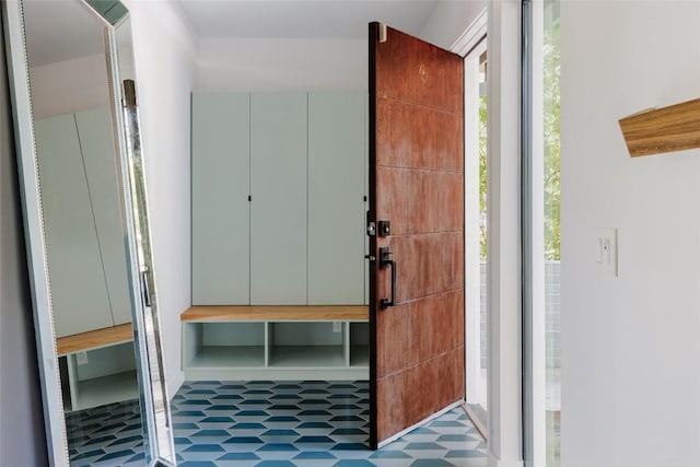 928 E 54th St, Austin, TX 78751 - mudroom featuring tile patterned floors