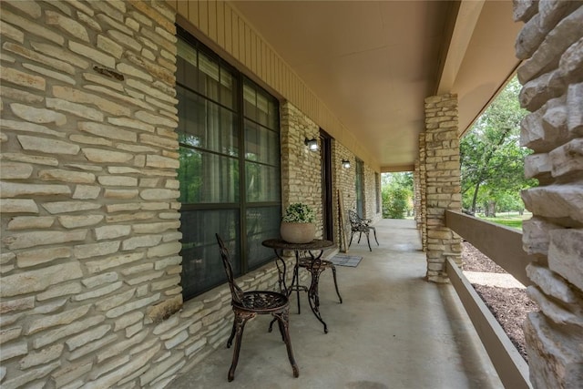 42 Laurel Hill St, Austin, TX 78737 - view of porch