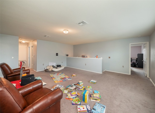 6900 Midlothian Dr, Austin, TX 78754 - carpeted living area featuring baseboards
