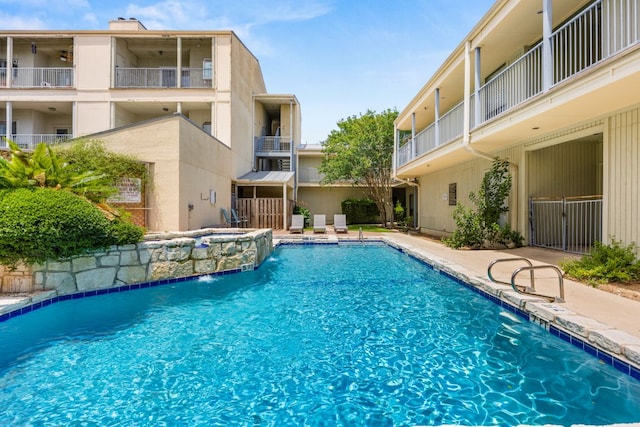 3840 Far W Blvd Unit 213, Austin, TX 78731 - community pool with an outdoor hot tub