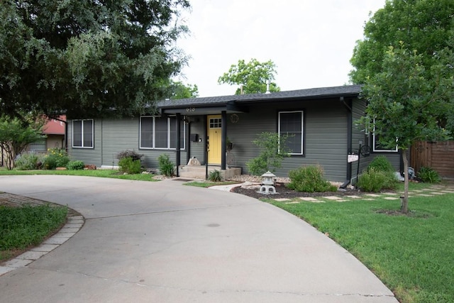 618 Francine Dr, Rockdale, TX 76567 - photo 2