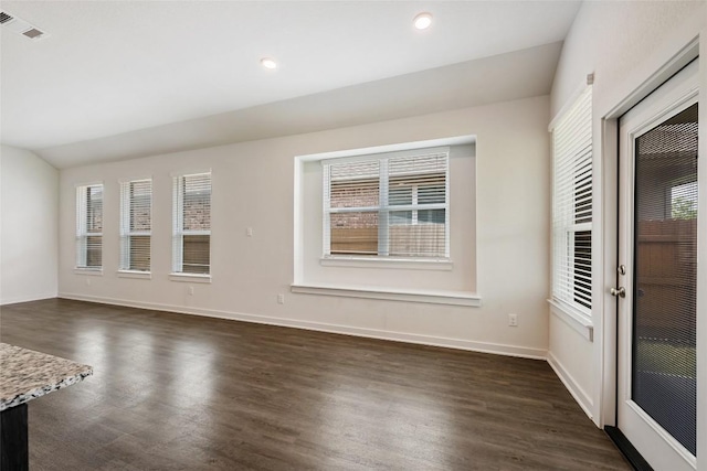 605 Bridle Creek Dr, Georgetown, TX 78626 - empty room featuring plenty of natural light, dark wood finished floors, baseboards, and recessed lighting