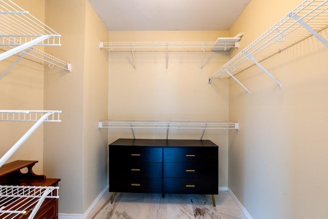1818 W Pflugerville Pkwy, Round Rock, TX 78664 - view of walk in closet