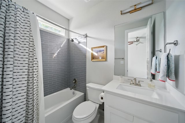 941 Linden Loop, Driftwood, TX 78619 - bathroom with vanity, shower / bath combo, and ceiling fan