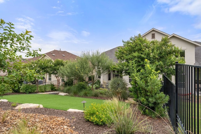 121 Cartwheel Bnd Unit 42, Austin, TX 78738 - view of yard