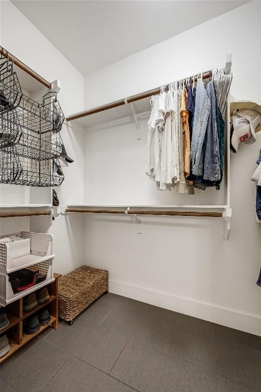 21800 Owens Cv, Lago Vista, TX 78645 - view of spacious closet