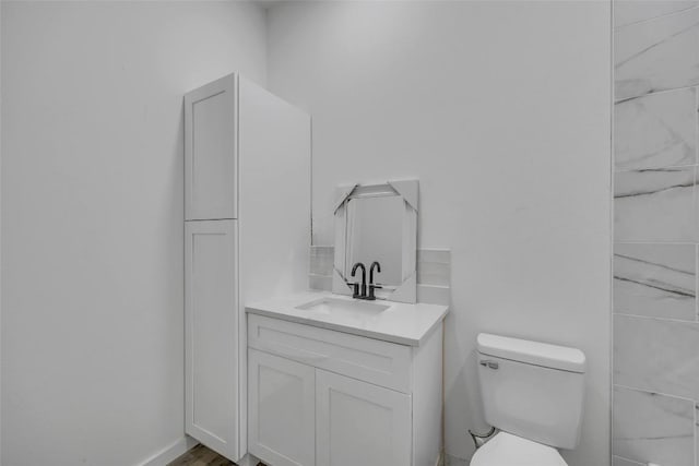 138 Blushing Dr, Cedar Creek, TX 78612 - bathroom with vanity and toilet