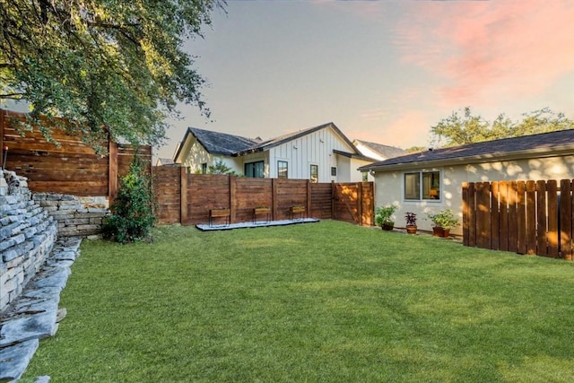 922 Challenger, Lakeway, TX 78734 - view of yard at dusk