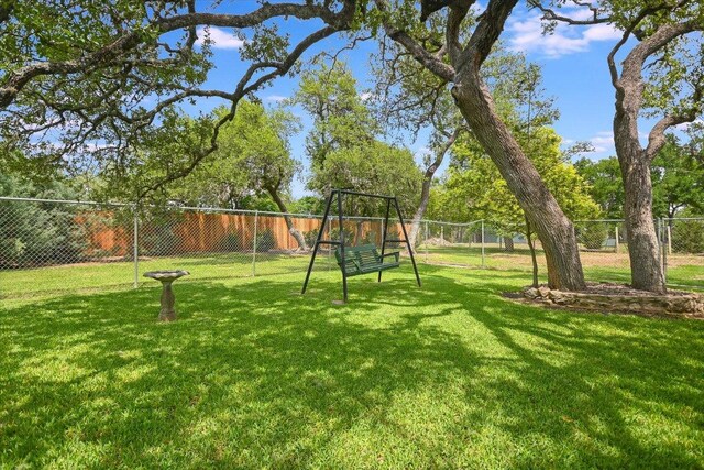 9504 Flintrock Cir, Austin, TX 78737 - view of yard