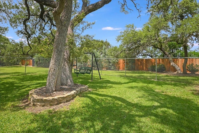 9504 Flintrock Cir, Austin, TX 78737 - view of yard