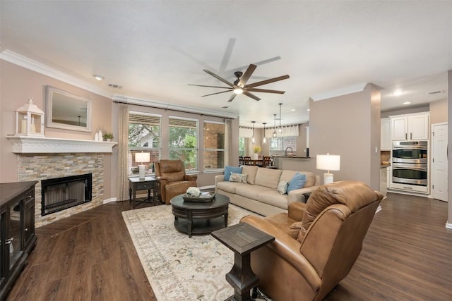 471 Crooked Crk, Buda, TX 78610 - photo 3
