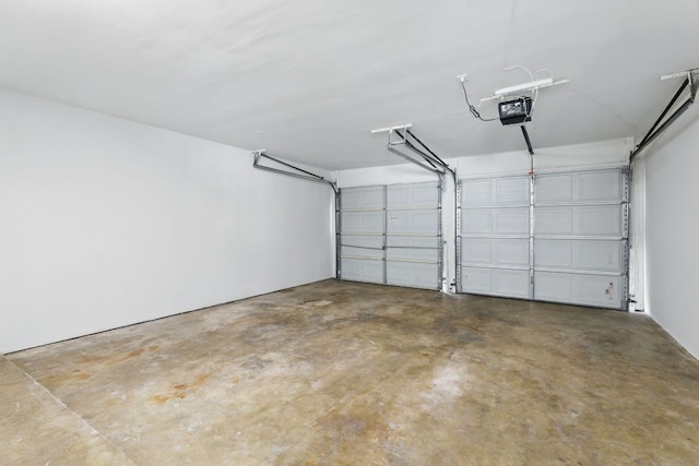 8506 Shenandoah Dr, Austin, TX 78753 - garage featuring a garage door opener