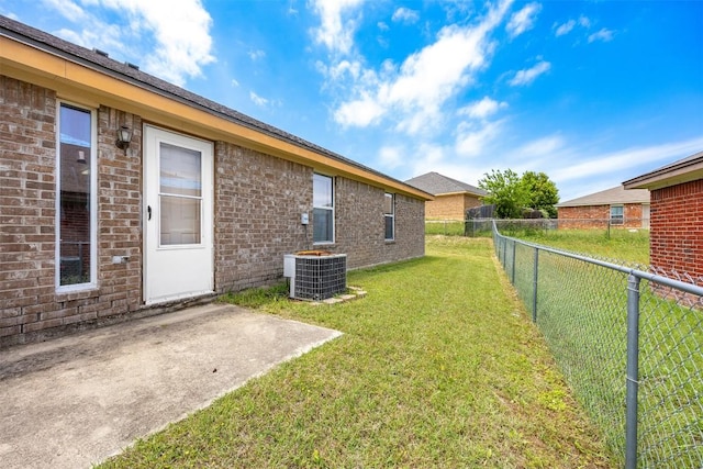308 Janelle Drive A And B, Copperas Cove, TX 76522 - fenced yard featuring a patio