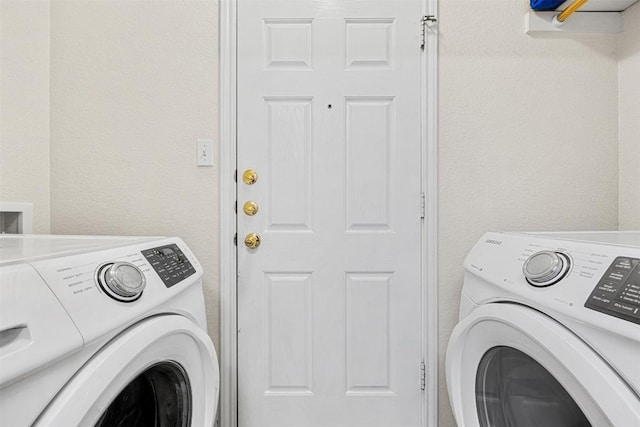 308 Janelle Drive A And B, Copperas Cove, TX 76522 - washroom with washing machine and clothes dryer and a textured wall