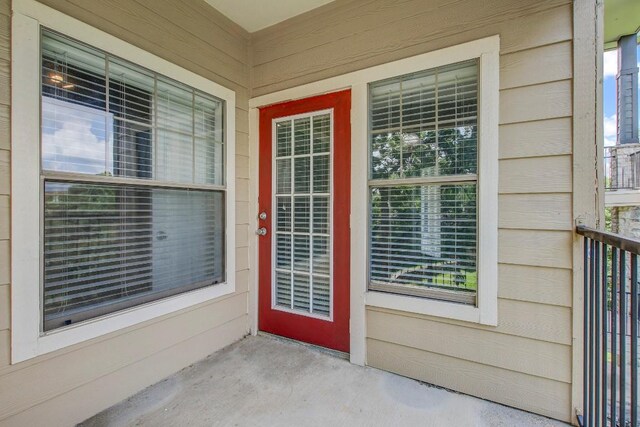 2320 Gracy Farms Ln Unit 1024, Austin, TX 78758 - view of entrance to property