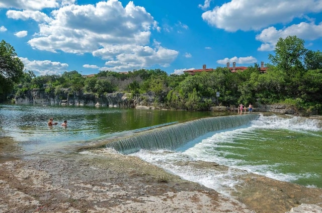 505 Fair Oaks Dr, Georgetown, TX 78628 - water view
