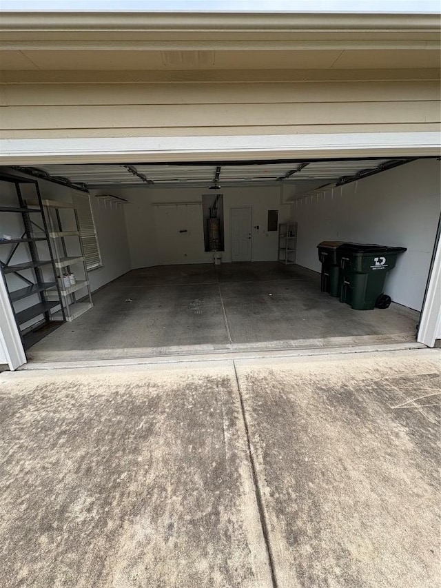 127 Nassau Cir, Georgetown, TX 78633 - view of garage