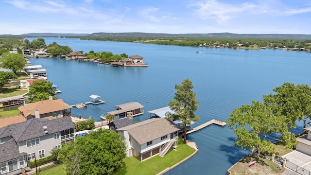 515 Circle Dr, Sunrise Beach, TX 78643 - bird's eye view of a nearby body of water