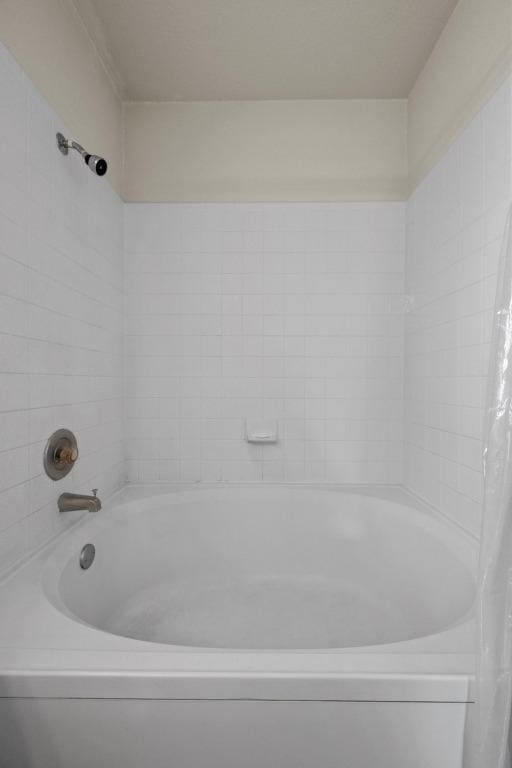 3807 Haleys Way, Round Rock, TX 78665 - bathroom with shower / bath combination with curtain