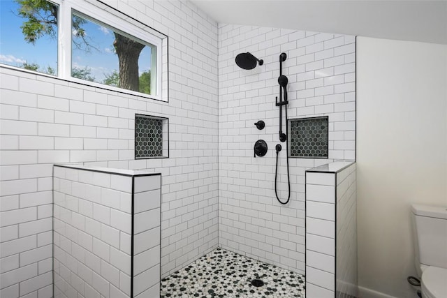 5902 Tumbling Cir, Austin, TX 78731 - bathroom with toilet and a walk in shower