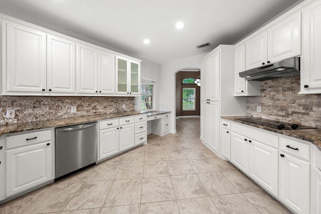 110 Starlight Trl, Georgetown, TX 78633 - kitchen featuring stainless steel dishwasher, under cabinet range hood, arched walkways, decorative backsplash, and recessed lighting