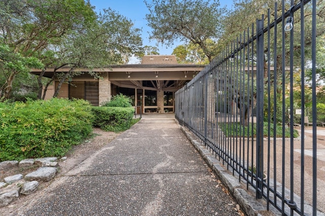5913 N W Pl, Austin, TX 78731 - exterior space