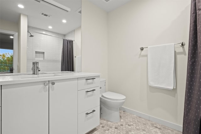 4005 Knollwood Dr, Austin, TX 78731 - bathroom featuring vanity, a shower with shower curtain, recessed lighting, and tile patterned flooring