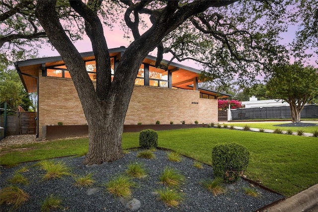 4005 Knollwood Dr, Austin, TX 78731 - view of side of home with brick siding