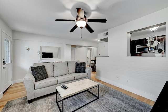 1307 Norwalk Ln Unit 104, Austin, TX 78703 - photo 3