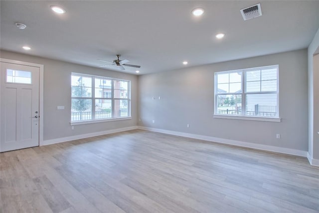 5907 Rotunda Vw, Austin, TX 78747 - foyer with a ceiling fan, light wood-style flooring, baseboards, and recessed lighting