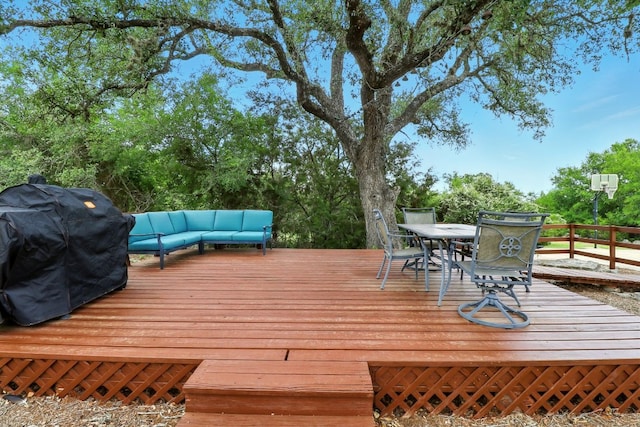 529 Honeycomb Cir, Driftwood, TX 78619 - deck with outdoor dining space