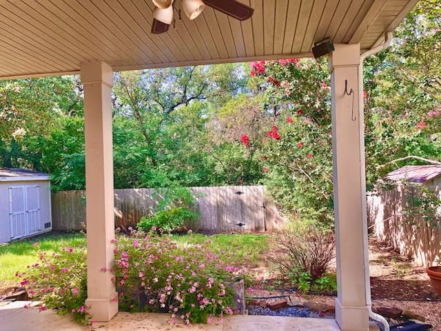 6429 Clay Allison Pass, Austin, TX 78749 - photo 3